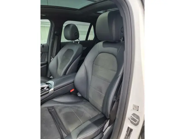 Mercedes-Benz GLC 250 4MATIC Prestige 2017 Benzine 20