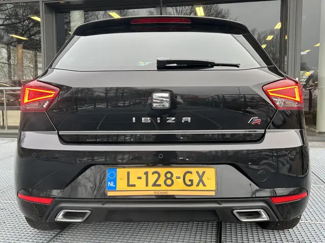 SEAT Ibiza 1.0 TSI FR Business Intense 2021 Benzine 25