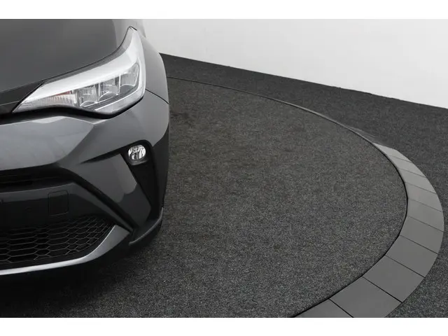 Toyota C-HR 1.8 Hybrid Style 2021 Hybride Benzine 36