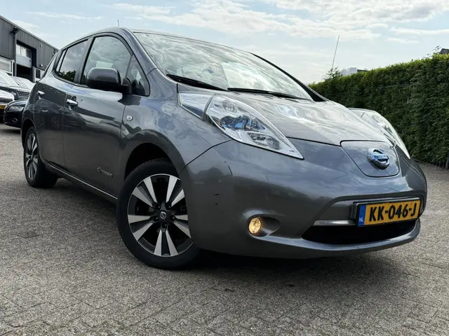 Nissan Leaf TEKNA 2016 Elektrisch 2