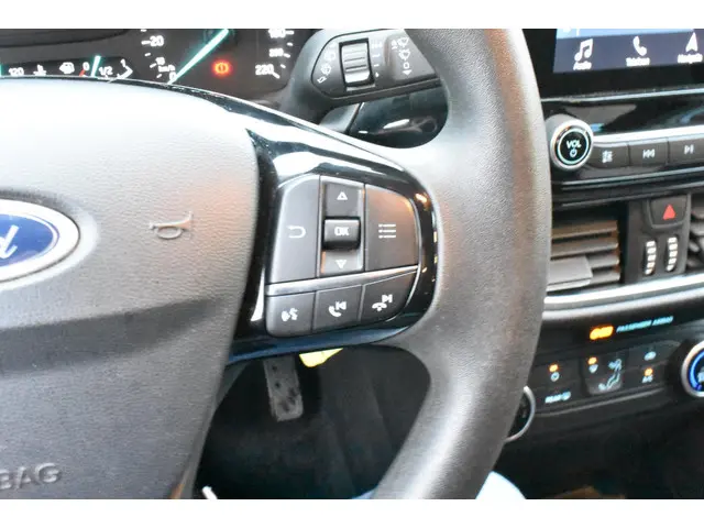 Ford Fiesta 1.1 Trend 2019 Benzine 21