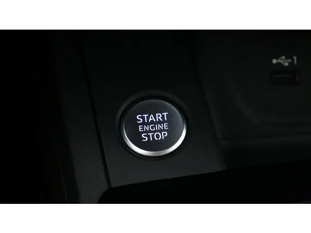 Audi A4 Avant 40 TFSI 204Pk S Edition 2022 Benzine 30