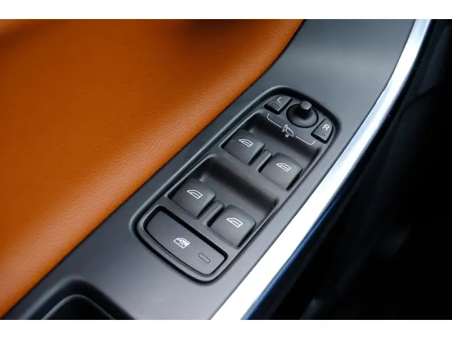 Volvo V60 1.6 D2 Summum Xenon|Leder|LMV|Navi 2013 Diesel 23