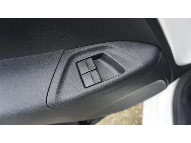 Peugeot 108 1.0 VTi 69pk 3Drs Active 2016 Benzine 18