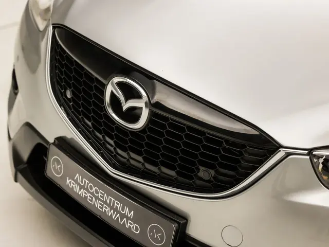 Mazda CX-5 2.0 SkyActiv-G 160 GT-M 4WD 2015 Benzine 32