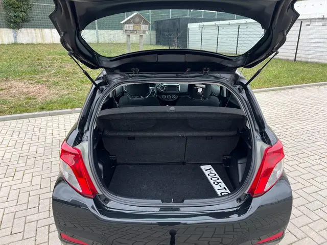 Toyota Yaris 1.3 VVT-i Aspiration 2013 Benzine 20