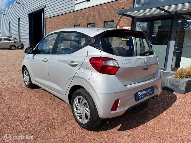 Hyundai i10 1.0 Comfort 5-zits 2022 Benzine 3