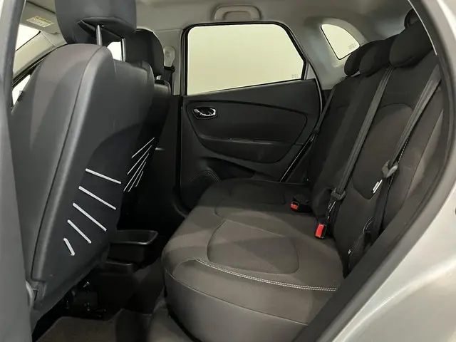 Renault Captur 0.9 TCe 90 Limited 2016 Benzine 24