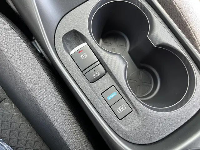 Nissan Juke 1.6 Hybrid N-Design 2025 Hybride Benzine 28