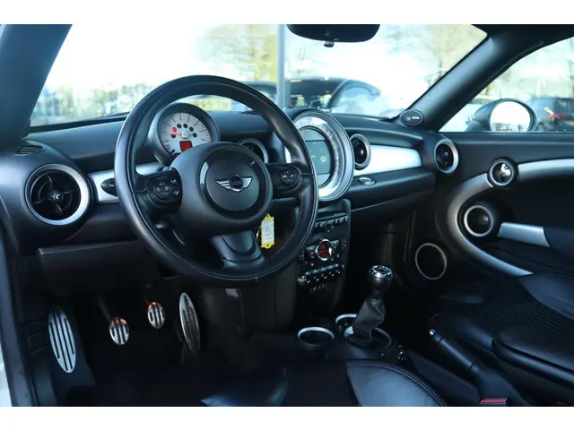 MINI Cooper S MINI COUPÉ 1.6 CHILLI 2012 Benzine 3