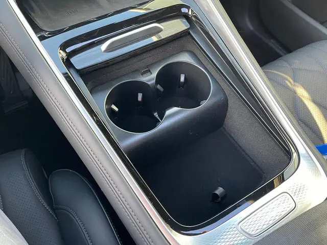 Omoda 9 SHS 1.5T-GDi SHS-P Premium 2026 Hybride Benzine 22