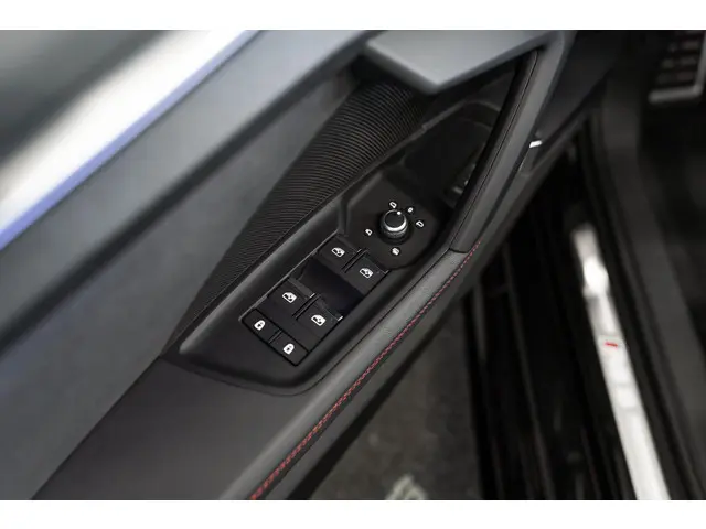 Audi RS3 2.5 TFSI quattro HUD Pano B&O PPF 2022 Benzine 57