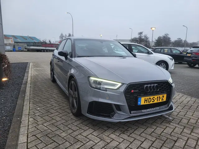 Audi RS3 A3 Sportback 2.5 TFSI quattro 2018 Benzine 4