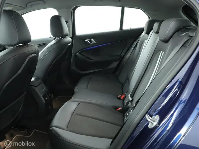 BMW 1 Serie 116d Executive Edition 2020 Diesel 4