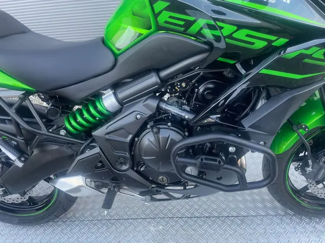 Kawasaki Versys 650 ABS 2017 Benzine 9