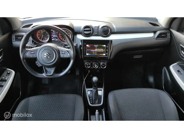 Suzuki Swift 1.0 Stijl 2017 Benzine 13