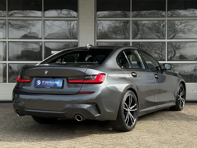 BMW 3 Serie 320i 2021 Benzine 8