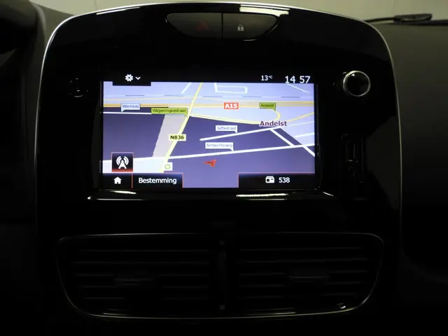 Renault Clio Estate 0.9 TCe Limited 2016 Benzine 7