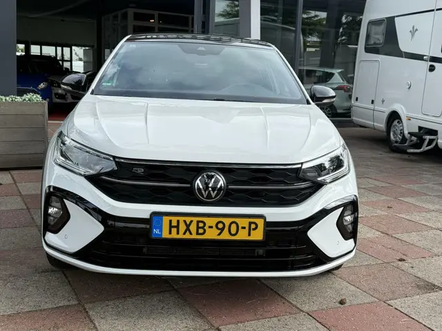 Volkswagen Taigo 1.0 TSI R-Line 2023 Benzine 16