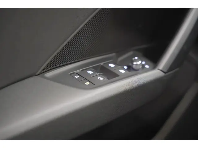 Audi A3 35TFSI S-Line[RS Velg Pano Leder] 2020 Benzine 21