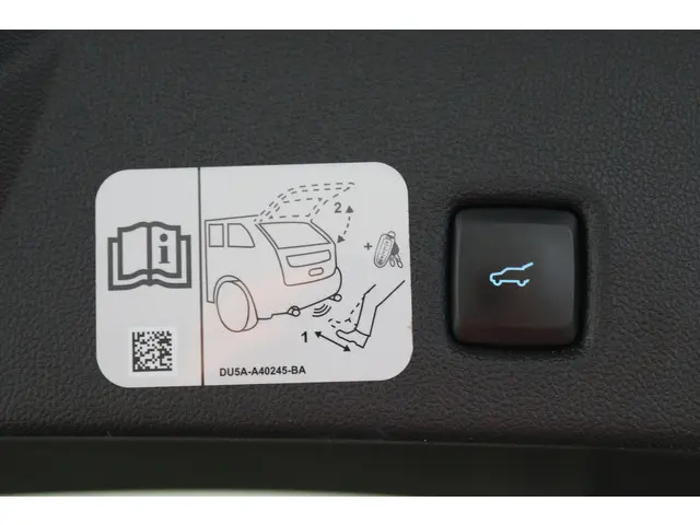 Ford Kuga 2.5 PHEV ST-Line 2021 Hybride Benzine 16
