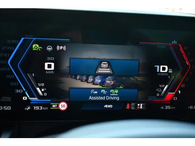 BMW M5 5-serie Touring 2024 Hybride Benzine 12