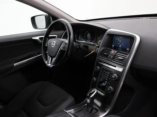 Volvo XC60 2.0 D4 180 PK AUT. EURO 6 - ORIG. NL 2014 Diesel 4