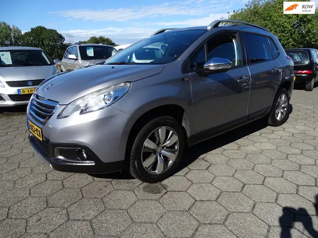 Peugeot 2008 1.2 PureTech Allure 2016 Benzine