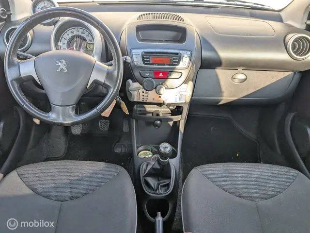 Peugeot 107 1.0 Envy/ Nieuwe APK! 2013 Benzine 12