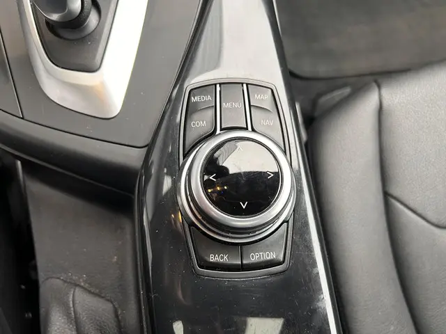 BMW 1 Serie 118i High Executive 2017 Benzine 19