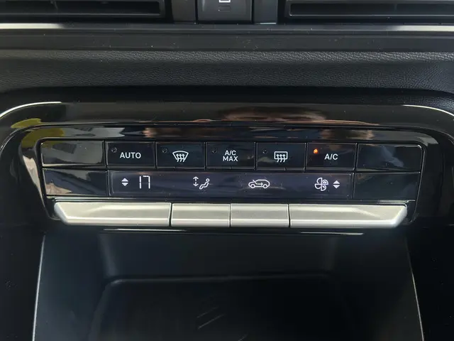 Citroën C3 1.2 Turbo 100pk Max 2025 Benzine 19