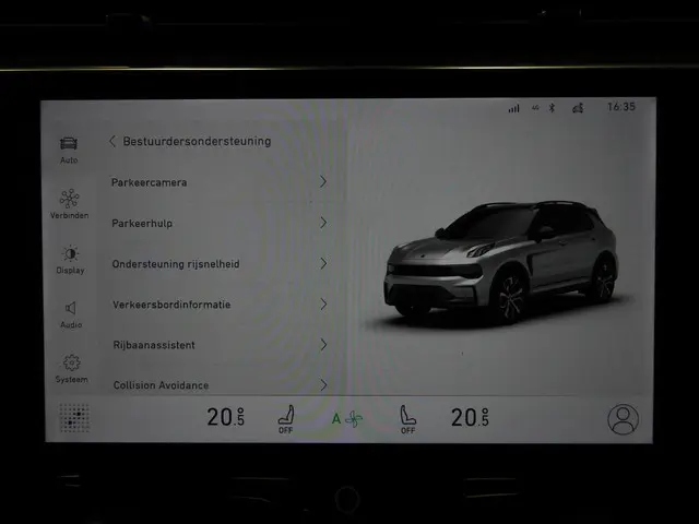 Lynk & Co 01 1.5 PHEV BlackLine 2023 Hybride Benzine 16