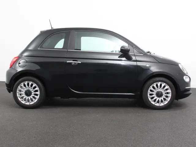 Fiat 500 1.0 Hybrid Dolcevita Finale 2024 Benzine 8