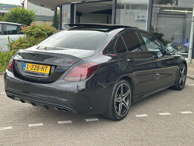 Mercedes-Benz C-Klasse AMG 43 4MATIC / PANO 2018 Benzine 14