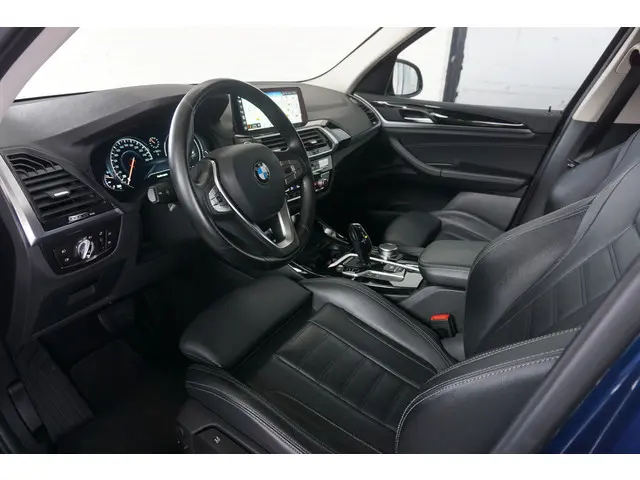 BMW X3 xDrive20i 2019 Benzine 4
