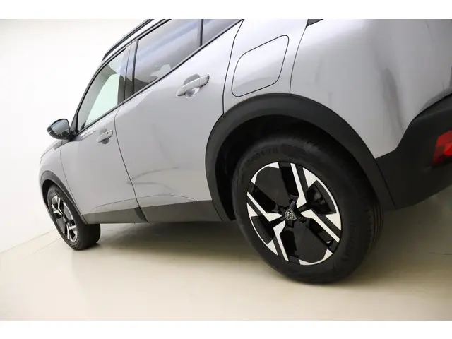 Peugeot 2008 1.2 PureTech 100 Allure 2024 Benzine 25