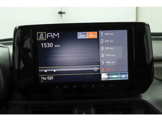 Suzuki Swift 1.2 Comfort Smart Hybrid 2026 Benzine 8