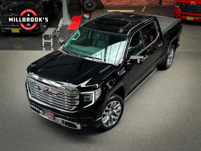 GMC Sierra Denali 6.2L V8 2024 Benzine 10