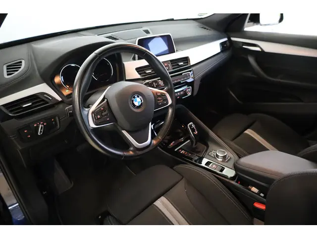 BMW X2 sDrive18i 2019 Benzine 7