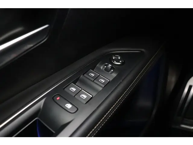 Peugeot 5008 1.2T 130pk GT 2023 Benzine 26