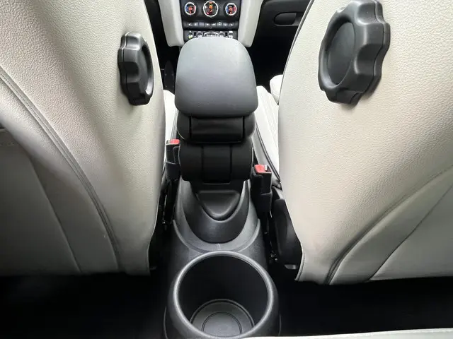 MINI Cooper 1.5 Classic 2023 Benzine 33