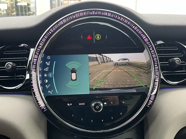 MINI Cooper 1.5 Classic 2023 Benzine 92