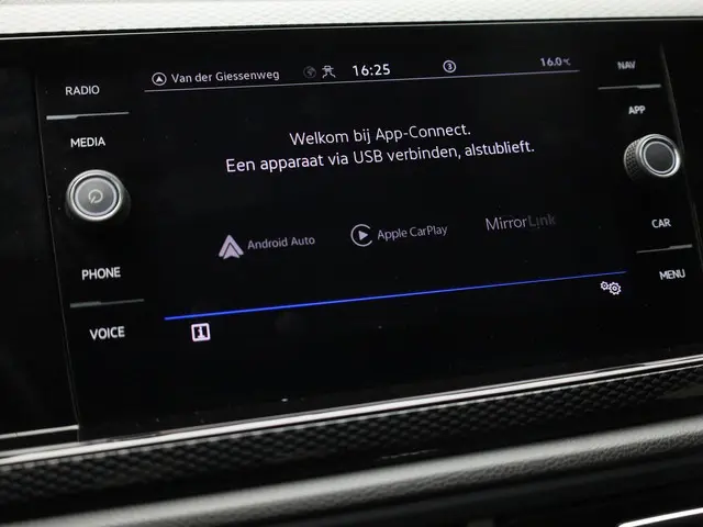 Volkswagen Polo 1.0TSI/95PK Life 2023 Benzine 11