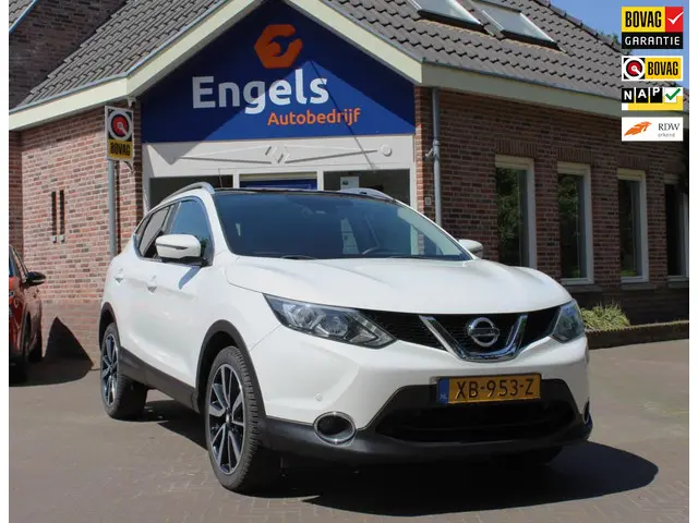 Nissan QASHQAI 1.2 Tekna 2015 Benzine