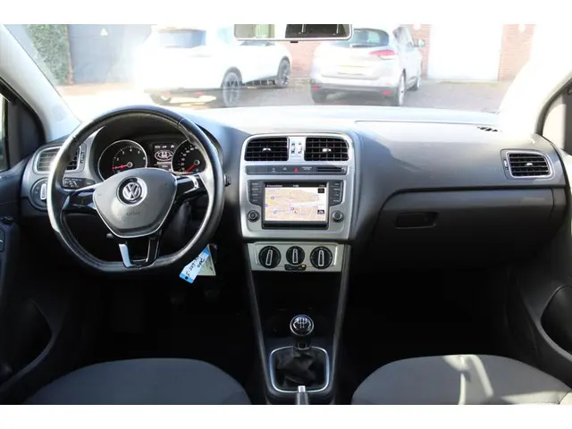 Volkswagen Polo 1.0 BlueMotion Edition 2016 Benzine 10
