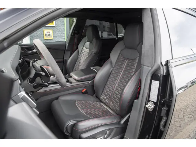 Audi RSQ8 4.0 TFSI quattro 2021 Benzine 14