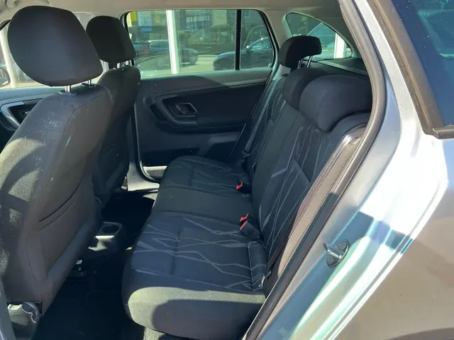 Škoda Fabia Combi 1.2 TSI Fresh 2013 Benzine 7