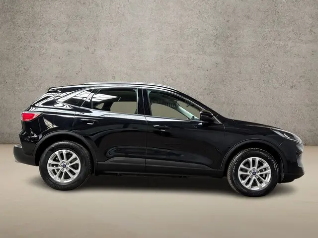 Ford Kuga 2.5 PHEV Titanium 2022 Hybride Benzine 4