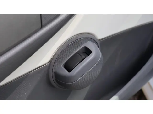 Citroën C1 1.0-12V Exclusive|Airco|Nw.APK! 2012 Benzine 19