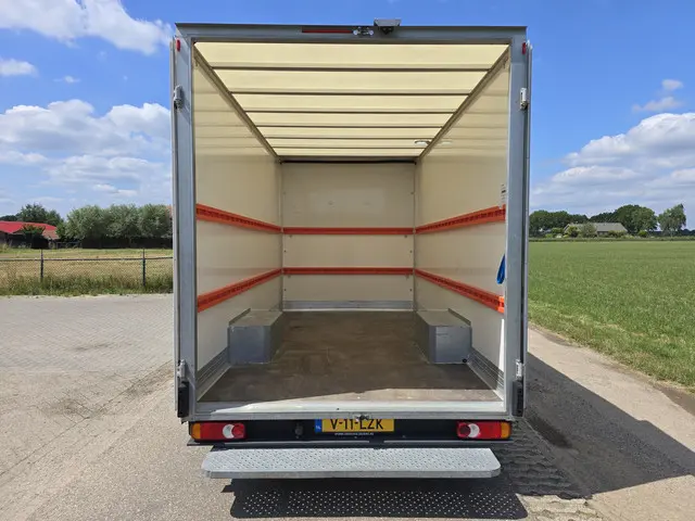 Renault Master T35 2.3 dCi Lowliner 2023 Diesel 5